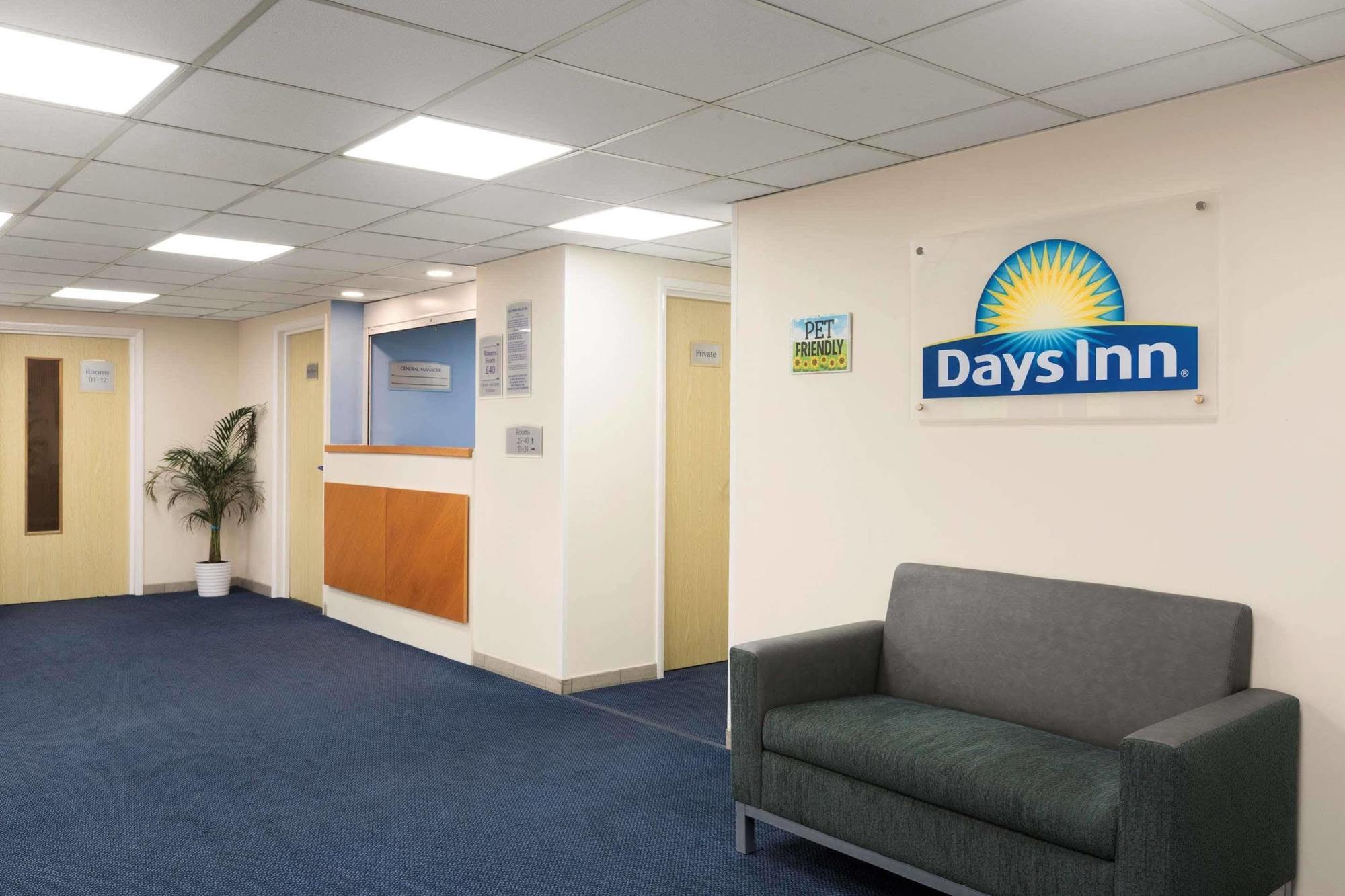 Days Inn Уинчестър Екстериор снимка