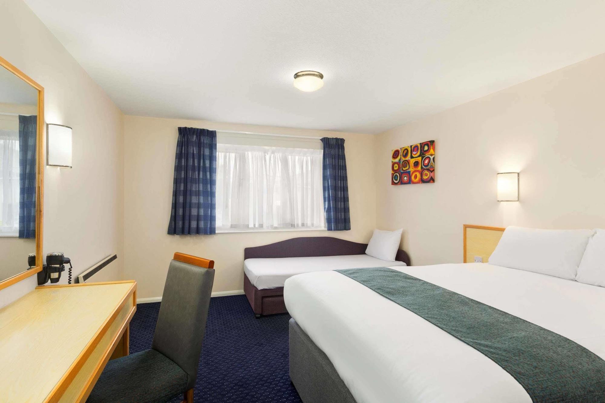 Days Inn Уинчестър Екстериор снимка