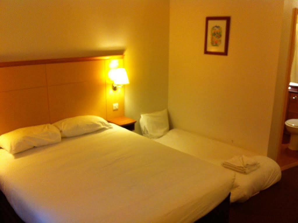 Days Inn Уинчестър Екстериор снимка